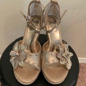Sofft brand wedges, size 9